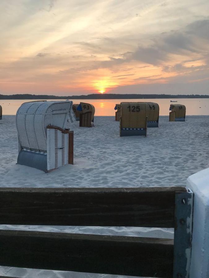 Apartment Penthouse Auszeit, Gerne Mit Hund, Wlan Inkl. Laboe